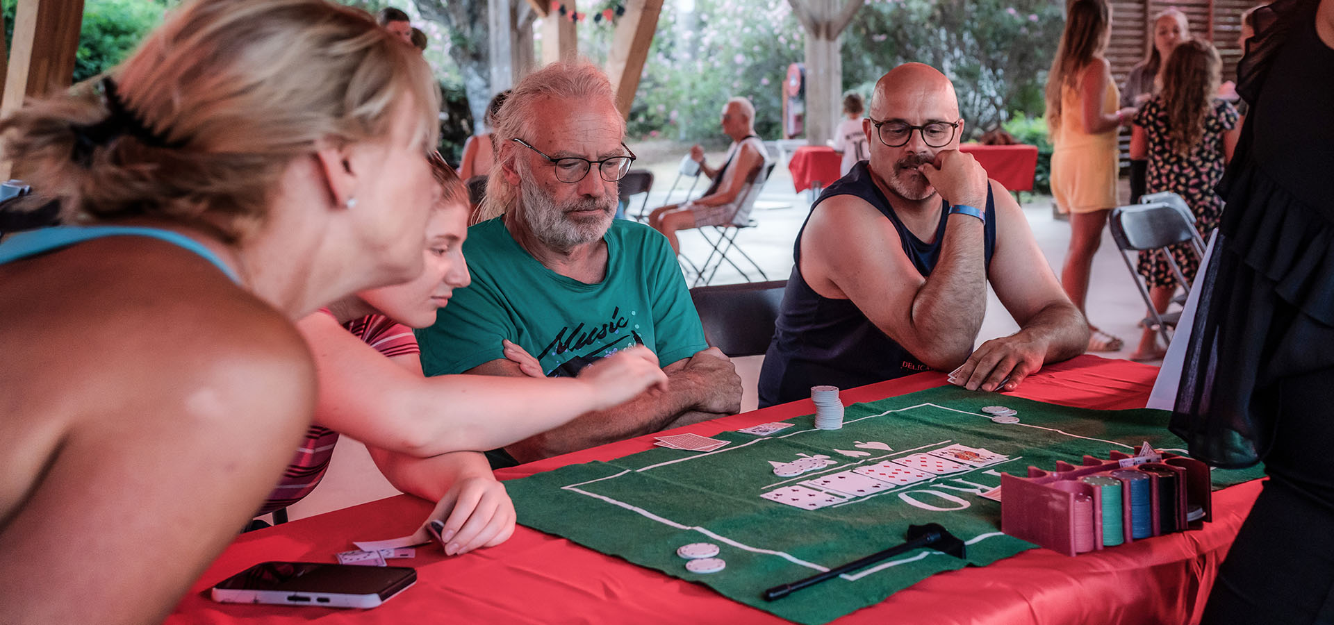 Camping san damiano animation soiree casino table de poker